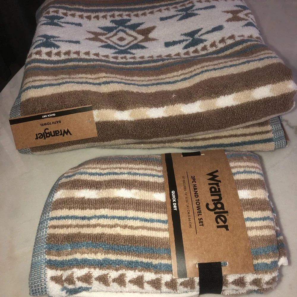 💙 Wrangler Striped Southwestern Towel Set - Blue, Brown, Cream. 4 pieces